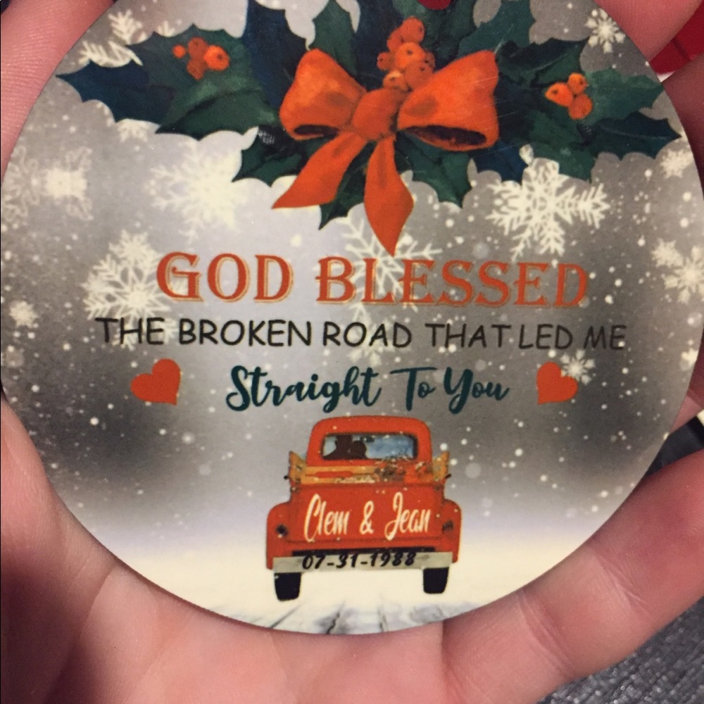 Custom ornaments/keychains - Picture 2 of 3